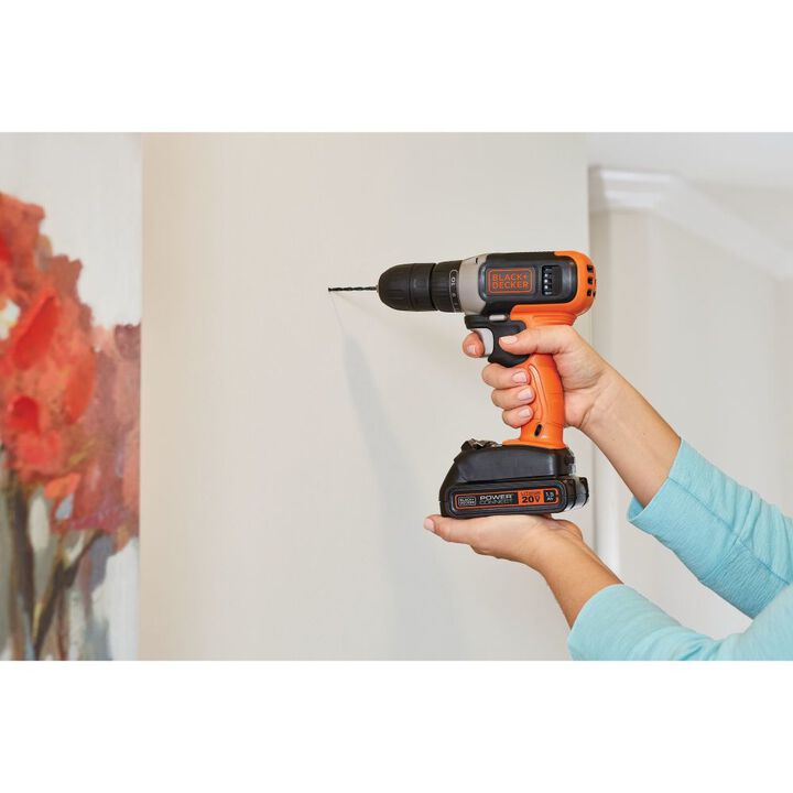 Black and Decker 20V MAX Cordless Drill/Driver Kit, large image number 7