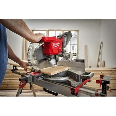 Milwaukee M18 FUEL 12inch Dual Bevel Sliding Compound Miter Saw Reconditioned (Bare Tool), large image number 3