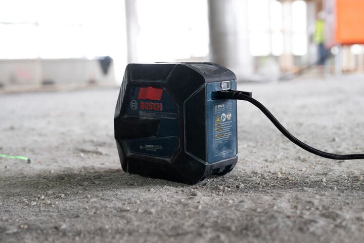 Bosch 3.7V Green-Beam Self-Leveling Cross-Line Laser, large image number 7