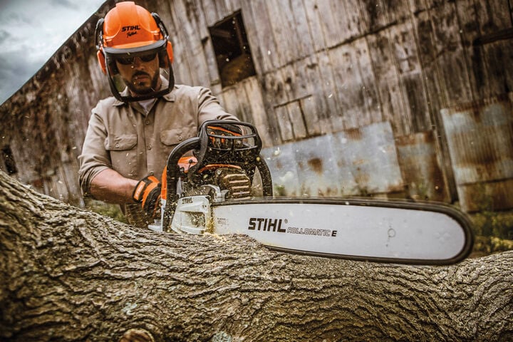 Stihl 20 Inch Bar Gasoline Rear Handle Chainsaw, large image number 5