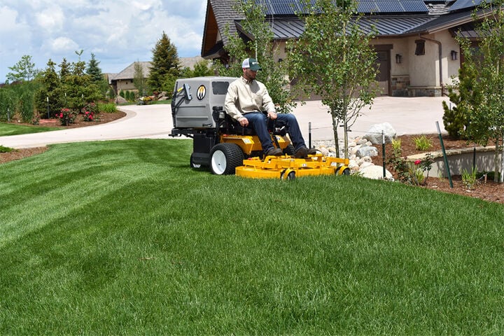 Walker T27i Zero Turn Mower Commercial Collection Kohler Engine Comfort Seat, large image number 7