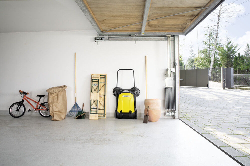 Karcher S 4 Twin 26.8 Inch Walk-Behind Push Sweeper, large image number 12