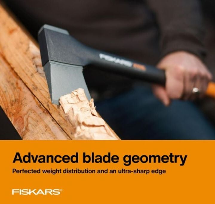 Fiskars X15 Splitting Axe Tree Branch Cutter and Wood Splitter with Shock Absorbing Handle, large image number 4