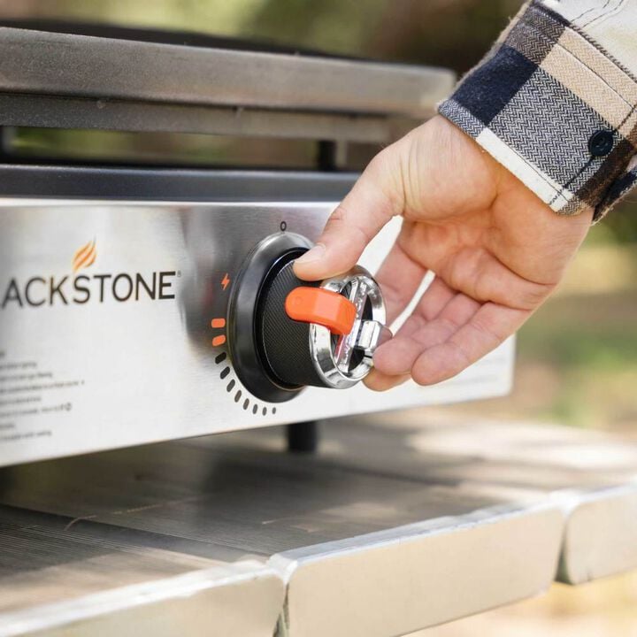 Blackstone Original 17 Inch 1 Burner Liquid Propane Tabletop Griddle, Black, large image number 5
