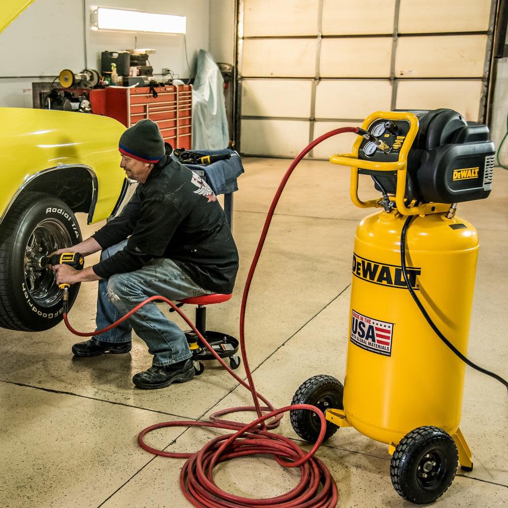 DEWALT 27 Gallon 200 PSI Portable Vertical Electric Air Compressor