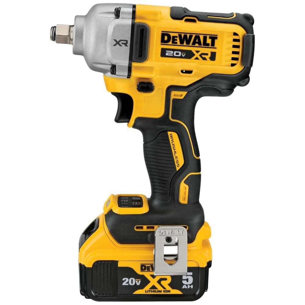 DEWALT 20V MAX XR 1/2in Mid Range Impact Wrench Kit with Hog Ring Anvil, large image number 4