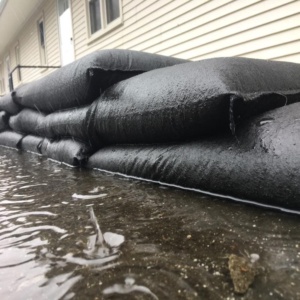 Quick Dam Water Activated Flood Bags 24-in L x 12-in W 120-Pack, large image number 8