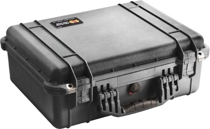 Pelican 1520 Black Hard Case 18.06In x 12.89In x 6.72In ID