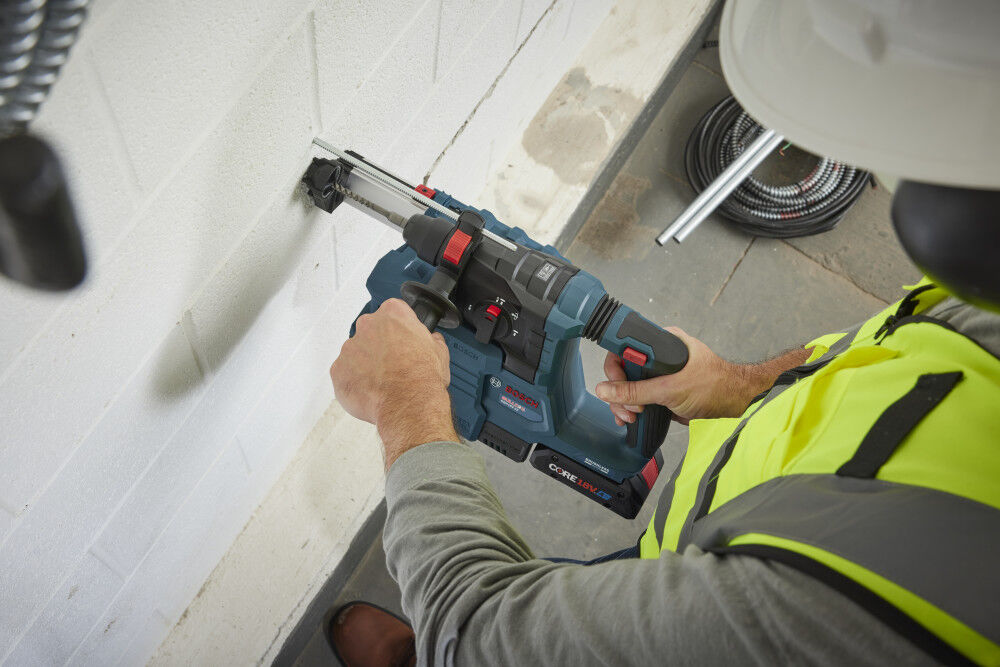 Bosch 18V SDS-plus Bulldog 3/4in Rotary Hammer Kit with 2ct CORE18 4Ah Advanced Power Batteries, large image number 5
