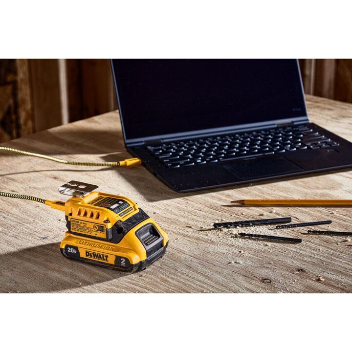 DEWALT 20V MAX* Li-Ion Battery Pack & 20V USB-C Charging Kit Bundle, large image number 2