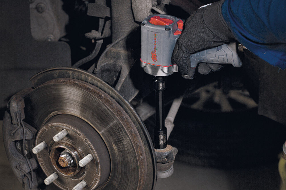 Ingersoll Rand 3/8 Inch Compact Pistol Grip Air Impact Wrench, 475 Ft-Lb, large image number 6