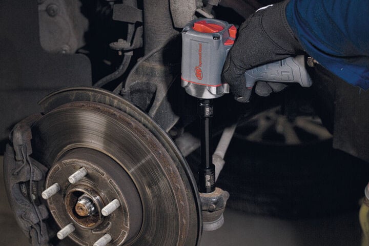 Ingersoll Rand 3/8 Inch Compact Pistol Grip Air Impact Wrench, 475 Ft-Lb, large image number 5