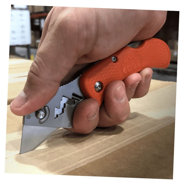 Outdoor Edge BOA Razor Folding Utility Knife with 3 Blades Orange, large image number 3
