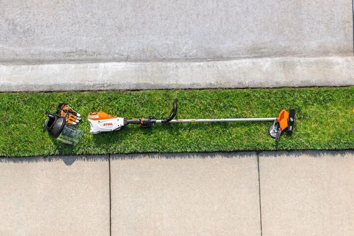 Stihl FCA 140 Straight-Shaft Cordless Battery Powered Lawn Edger (Bare Tool), large image number 1