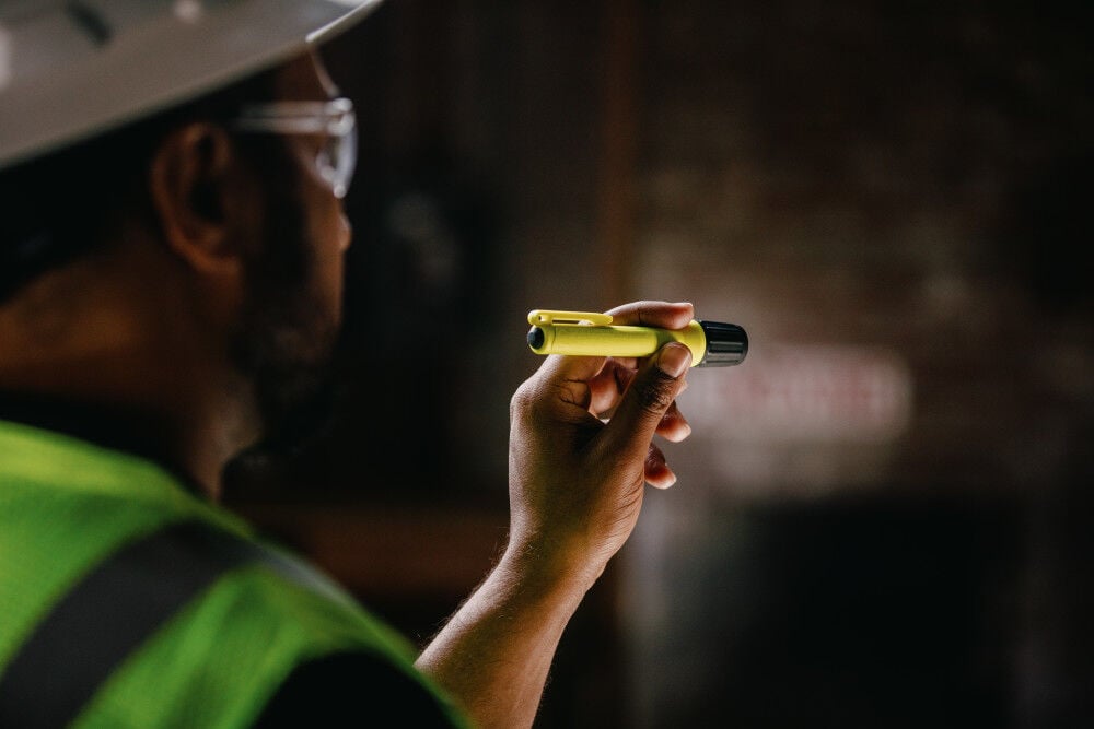 Streamlight 2AAA ProPolymer Haz-Lo Yellow LED Flashlight, large image number 5