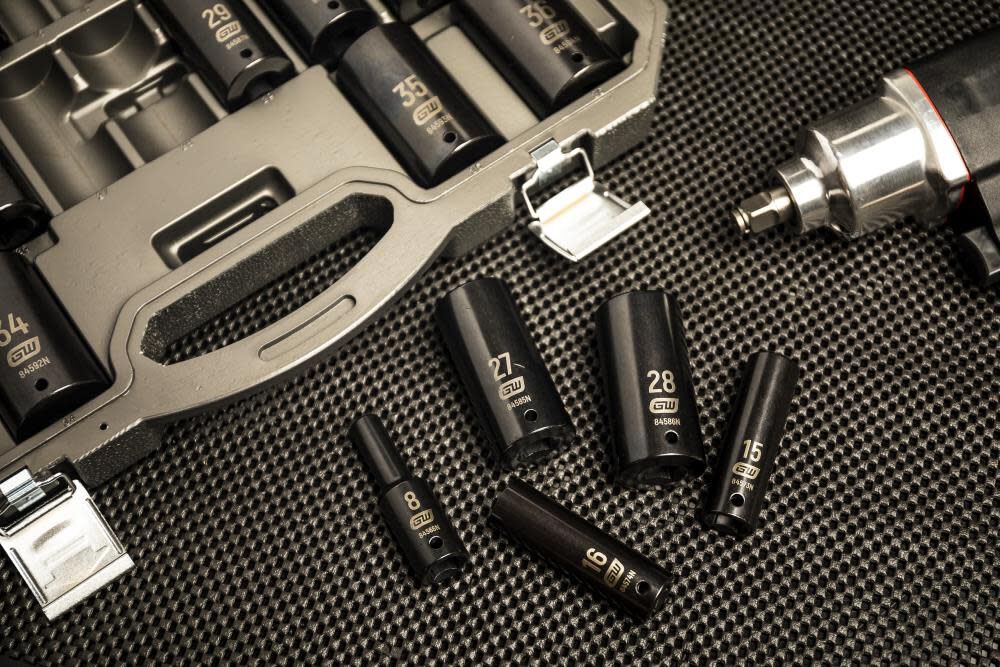 GEARWRENCH 29pc. 1 2In. Drive 6 Point Deep Impact Socket Set