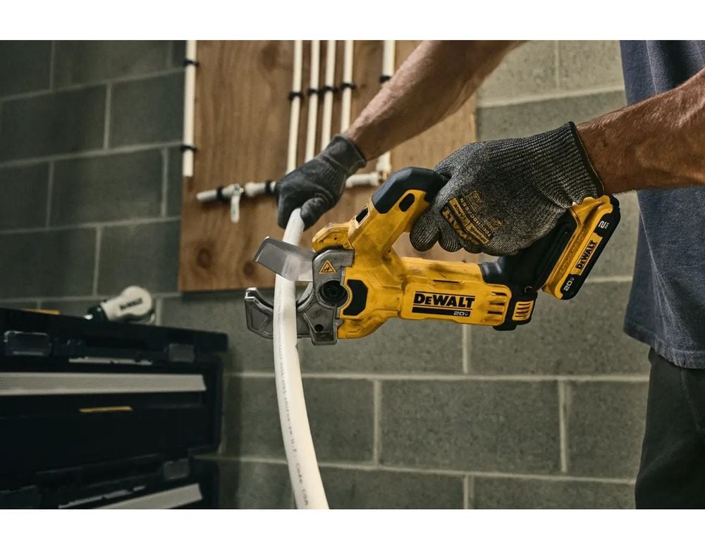 DEWALT 20V MAX PEX Expander & Plastic Tubing Cutter Bundle, large image number 17