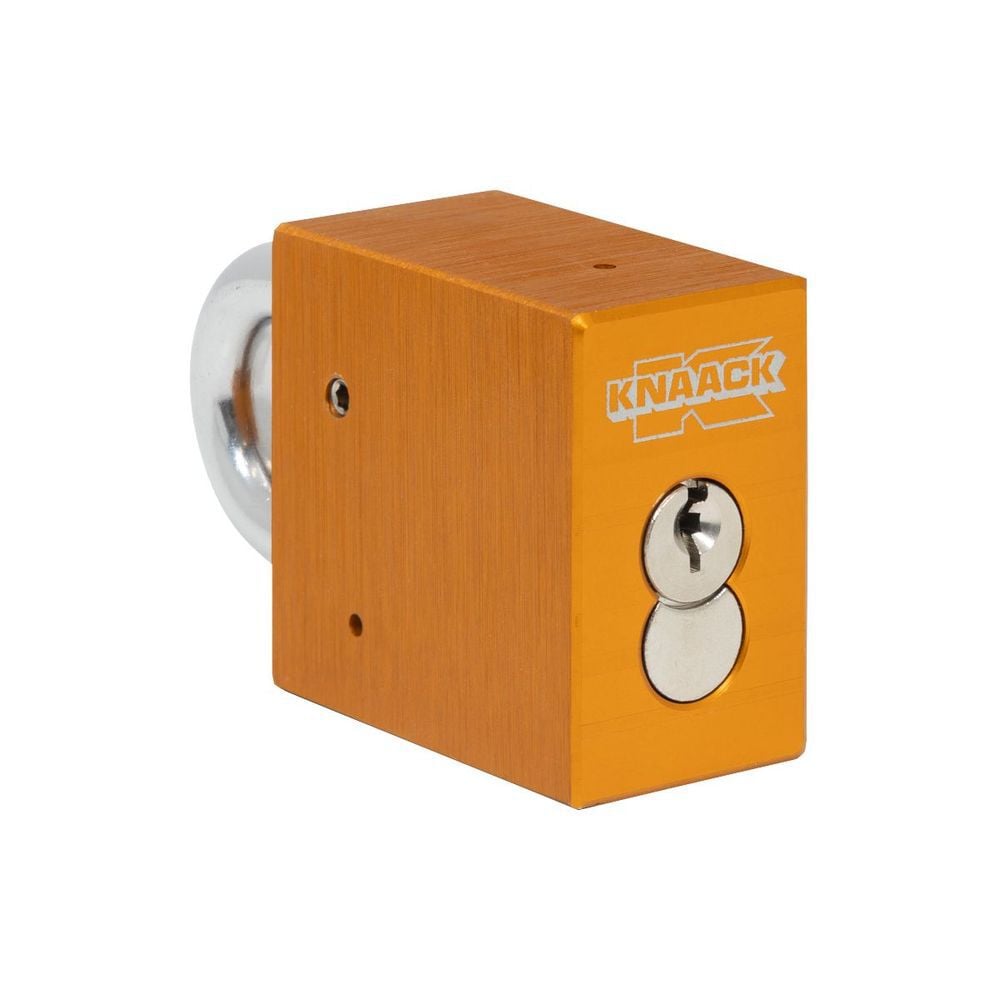Knaack Model 4830-D 17 Cu-Ft. Steel Chest with KL (Padlock), large image number 2