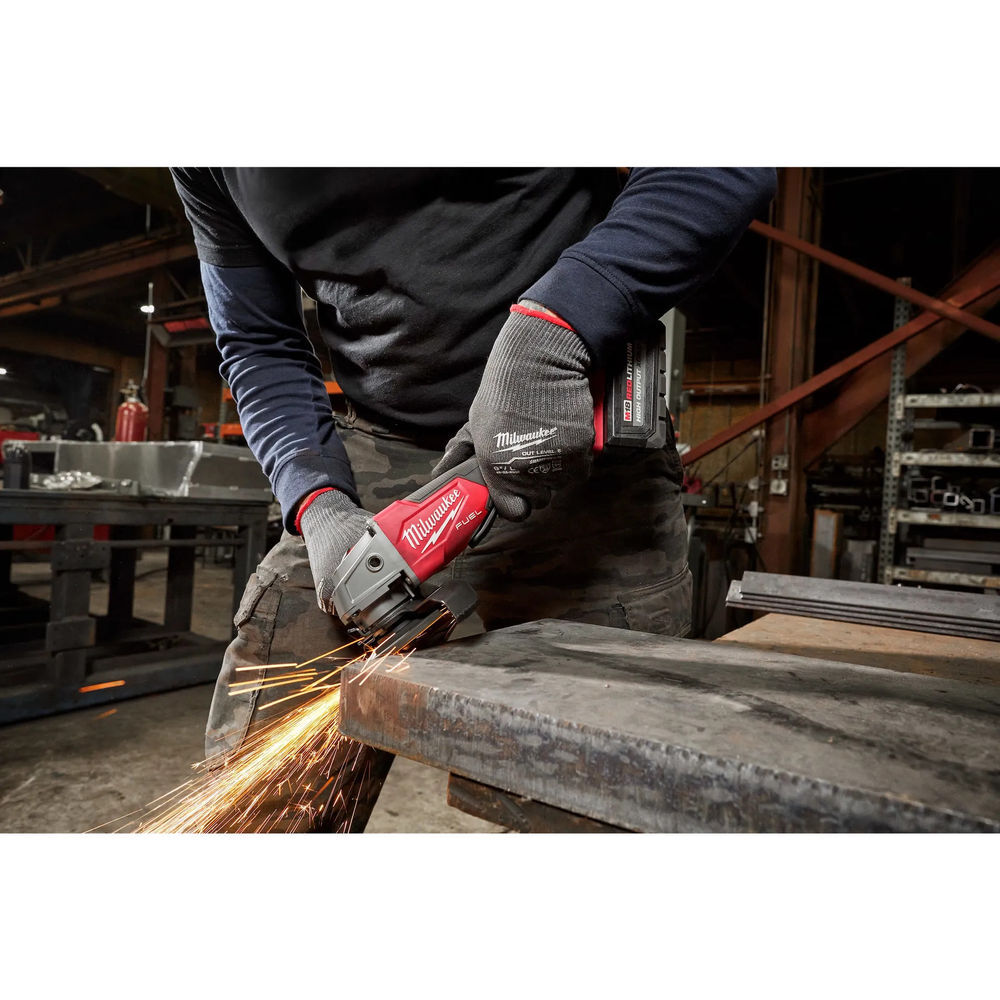 Milwaukee M18 Combo Kit with Drill/Driver, Driver, Switch, Saw and Battery, large image number 15