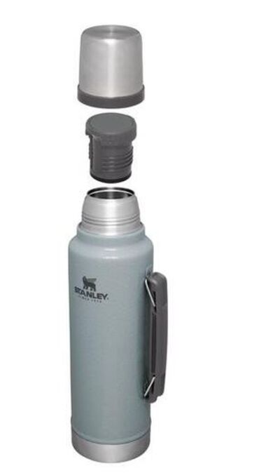 Classic Legendary Vacuum Insulated Bottle | 1.5 qt | Stanley Hammertone Silver