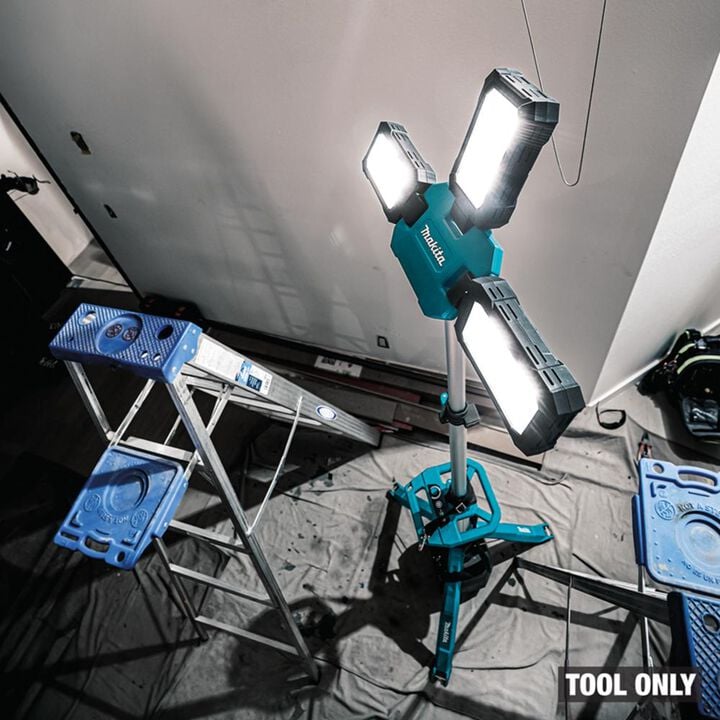 Makita 40V max XGT & 18V LXT LithiumIon Cordless Tower Work MultiDirectional Light (Bare Tool), large image number 13