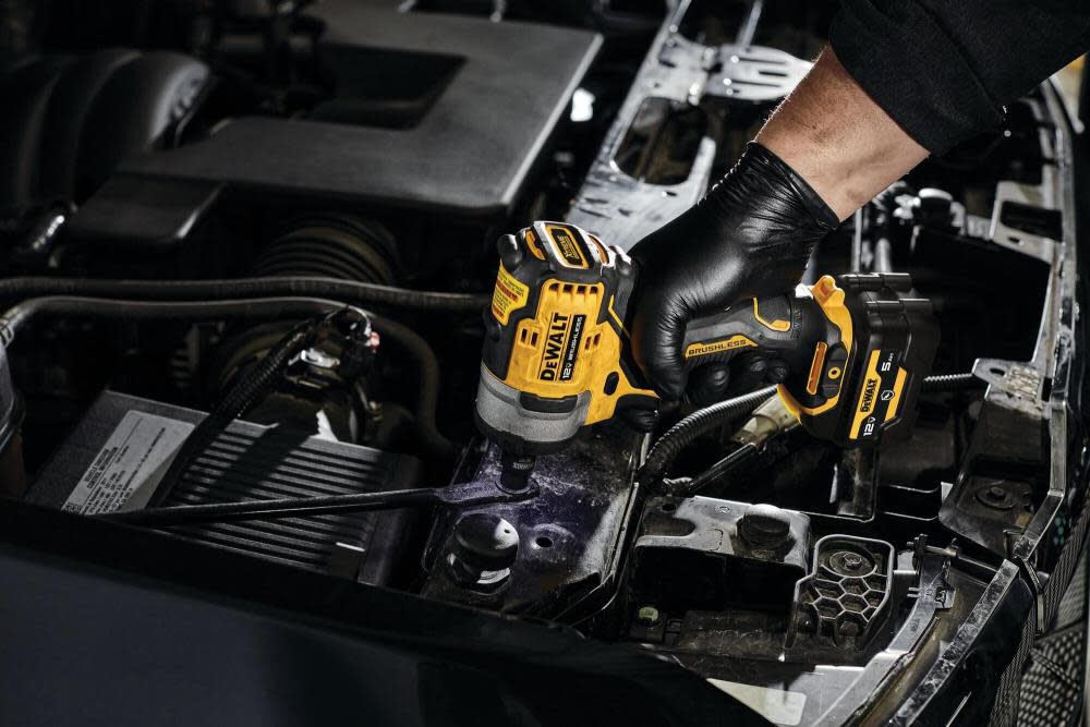 DEWALT 12V Impact Wrench 3/8in (Bare Tool), large image number 5