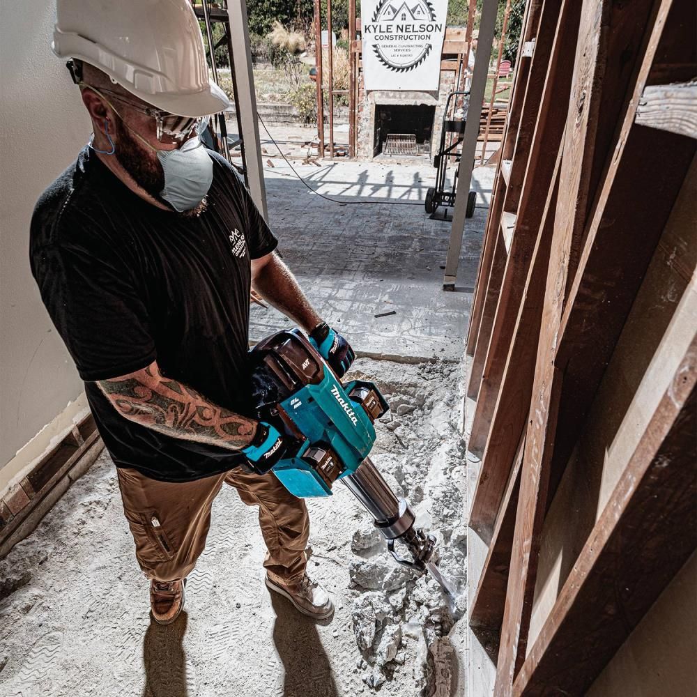 Makita 80V max (40V max X2) XGT Brushless 70 lb. 1-1/8 Inch Hex AVT Breaker Hammer 8 Ah Kit, AWS Capable, large image number 21