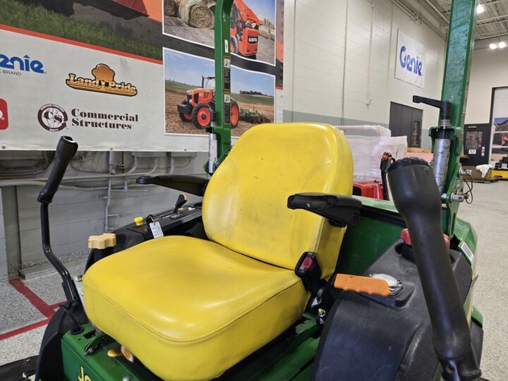 John Deere 997 72 Inch Z-Trak Zero-Turn Mower 2012, large image number 10