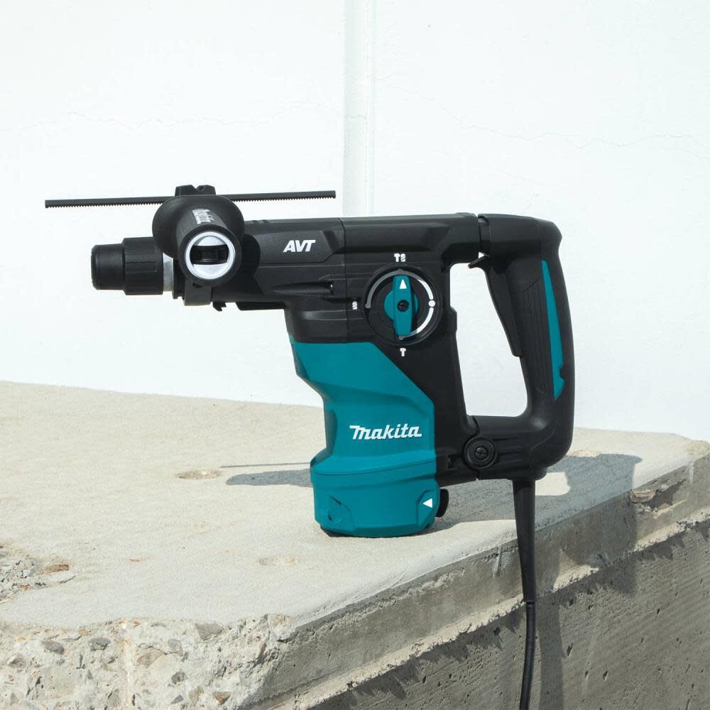 Makita avt rotary hammer outlet