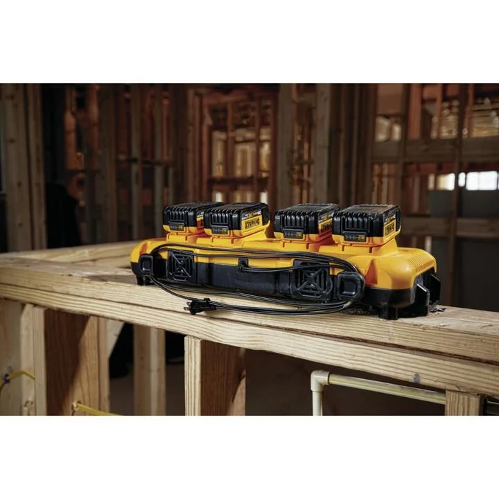 DEWALT 4 Port Fast Charger, large image number 14