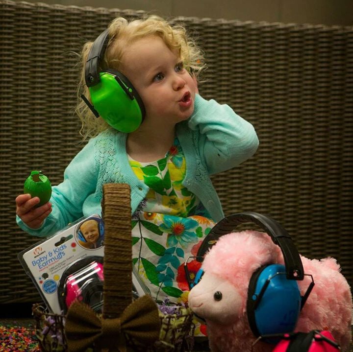 Walkers Safety 23 dB NRR Kids Folding Earmuff Lime Green, large image number 1