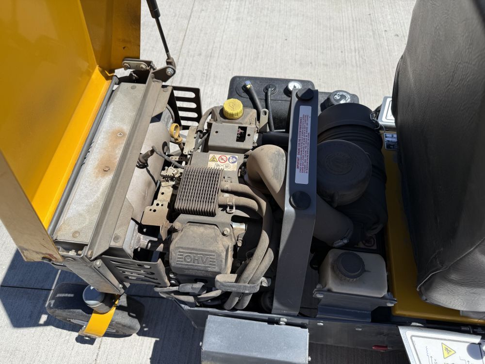 Walker B27i 48 Inch 26.5HP Zero-Turn Mower Used 2020, large image number 9