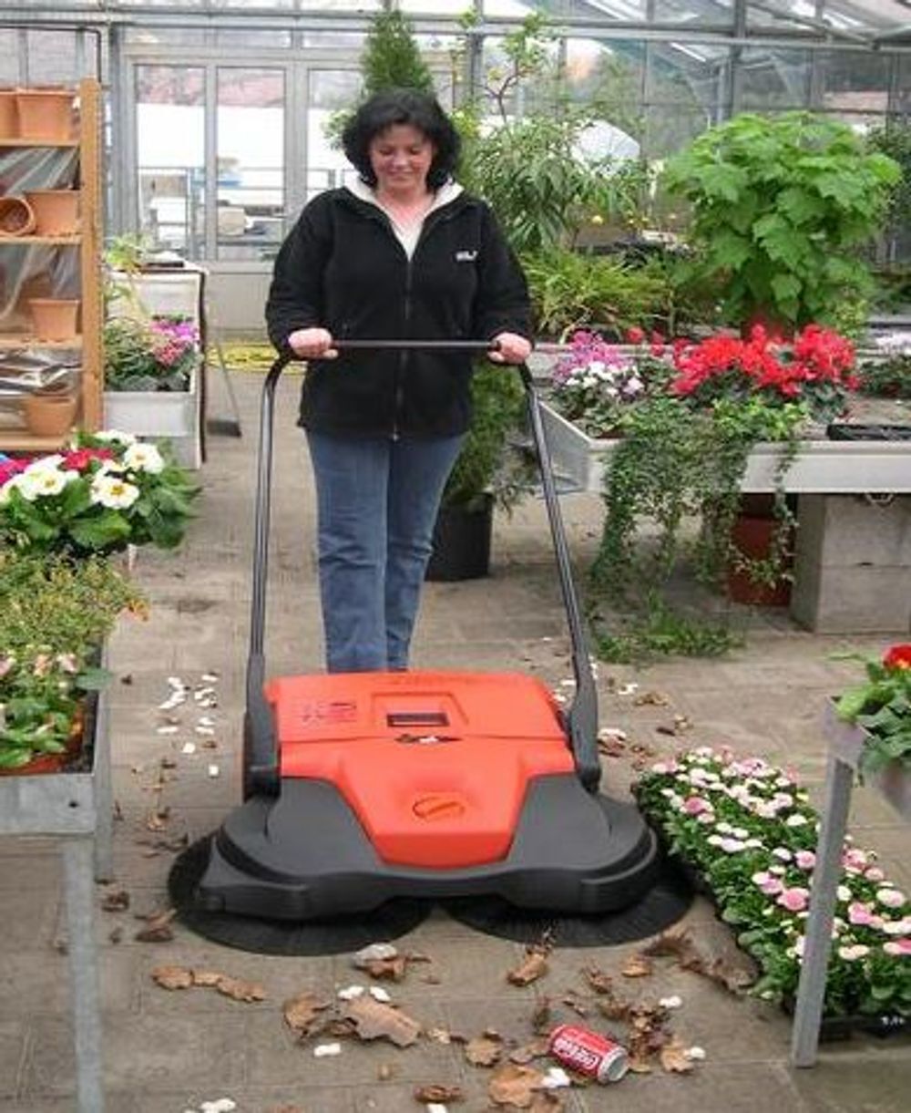 Haaga 38 inch Triple Brush Battery Powered Push Sweeper, large image number 4
