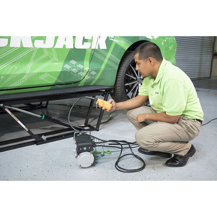 QuickJack BL-3500SLX 21 Inch 3500 Lbs 110V Corded Car Lift, large image number 7