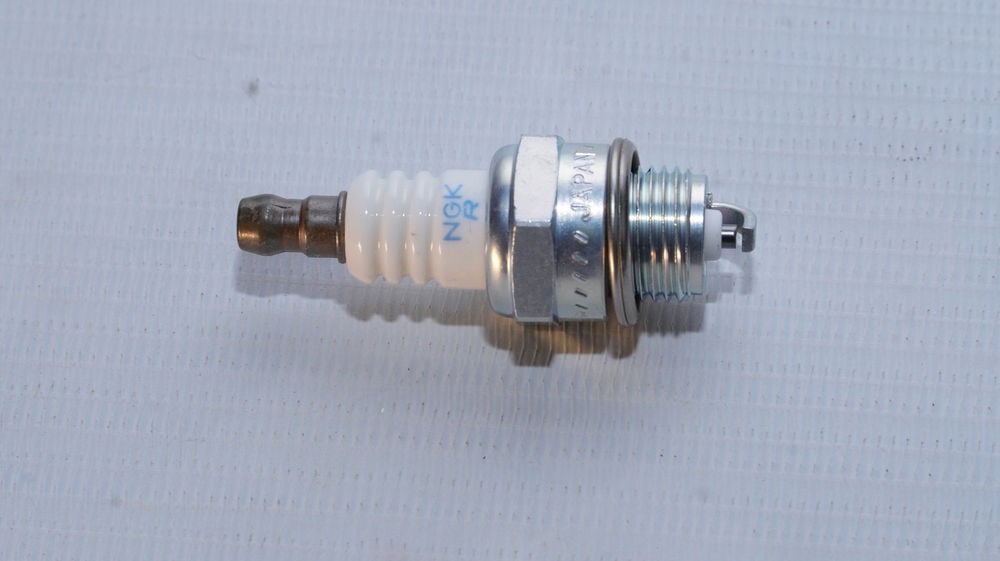NGK 2.5 mm Nickel Standard Spark Plug, large image number 2