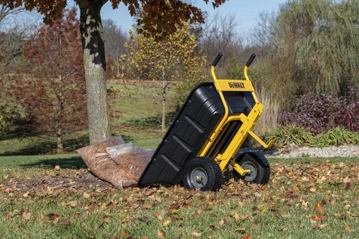 DEWALT 800lb / 10 Cu Ft Wheelbarrow/Tow, large image number 13