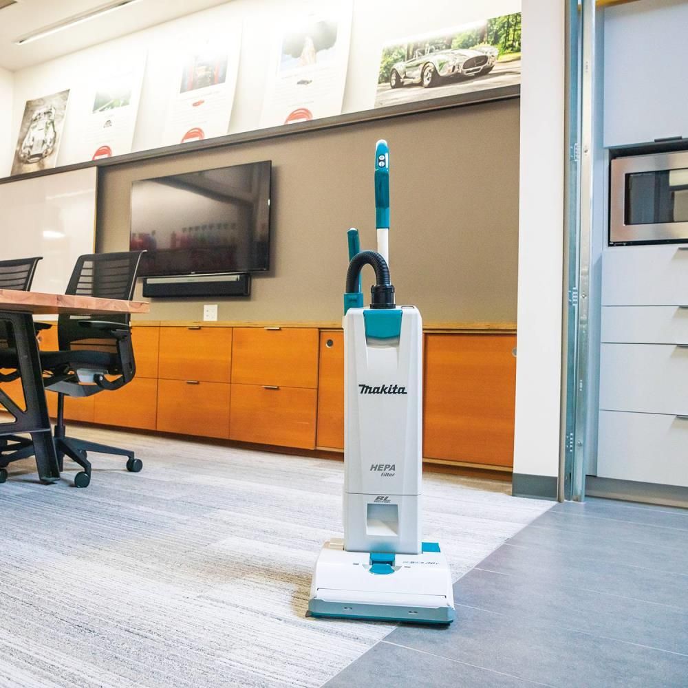 Makita 18V X2 (36V) LXT 1.3 Gallon HEPA 12 Inch Upright Vacuum, large image number 15