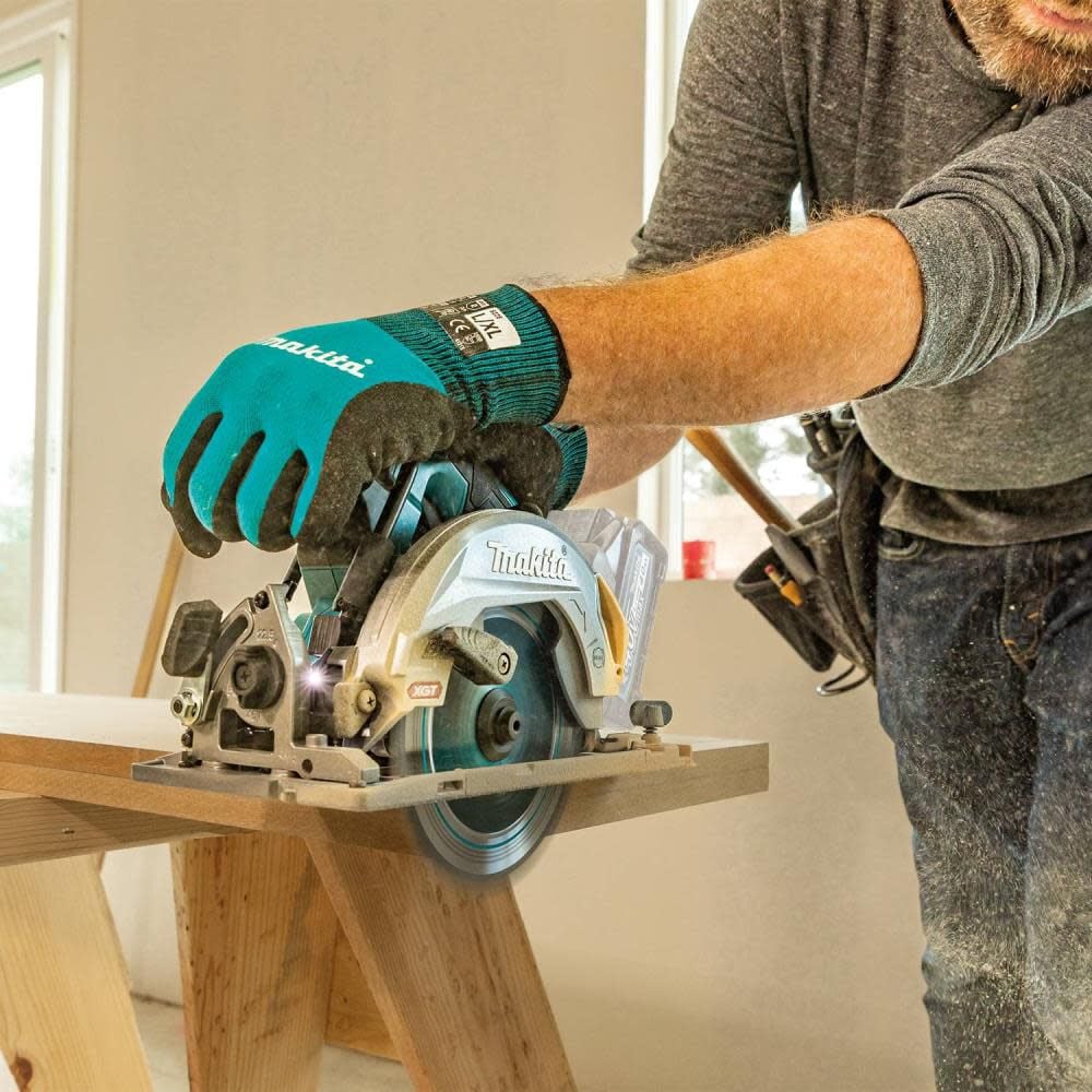 Makita 40V max XGT 6-1/2 in Circular Saw, AWS Capable