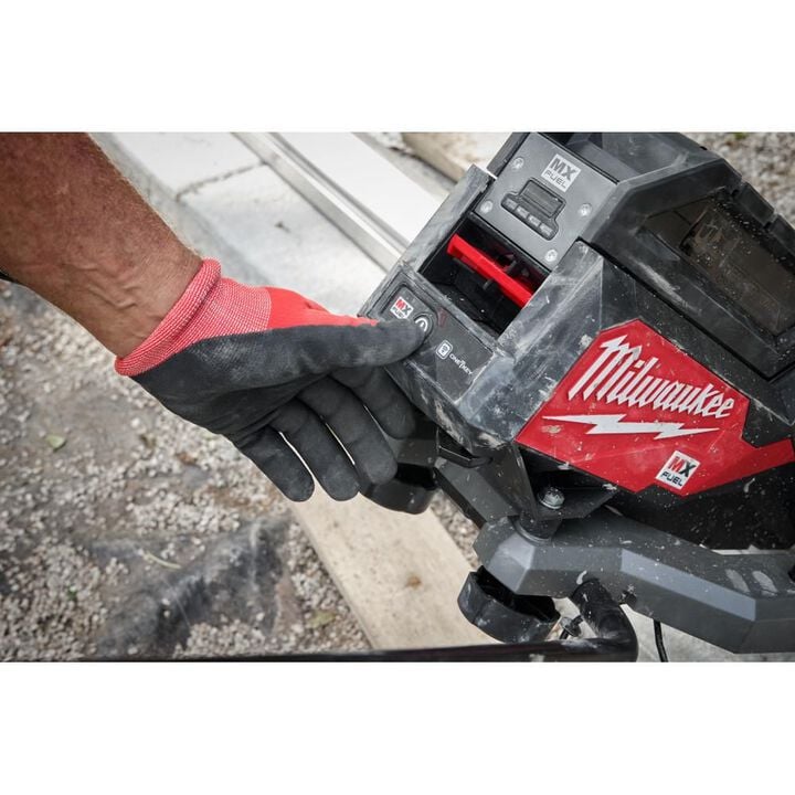 Milwaukee MX FUEL Vibratory Screed Kit, large image number 20