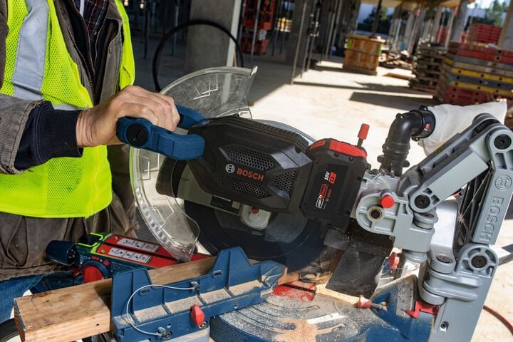 Bosch 18V 12 Inch Dual-Bevel Miter Saw Kit - Reconditioned, large image number 7