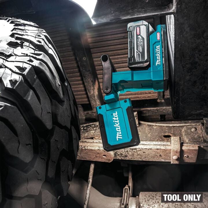 Makita 40V max XGT Lithium-Ion LED Magnetic Work Light (Bare Tool), large image number 7