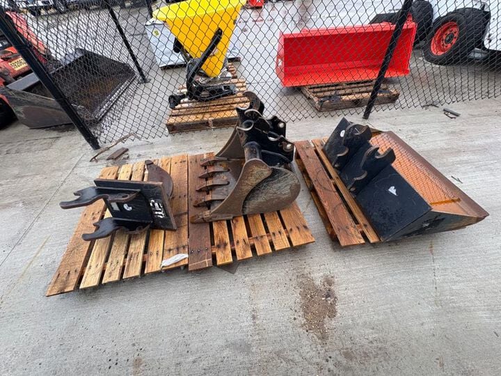 Kubota KX033-4 24.8HP Compact Tracked Excavator Used 2018, large image number 14