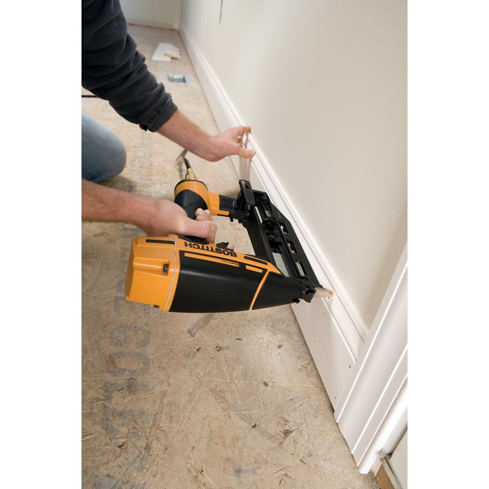 Bostitch 2.5-in x 16-Gauge Clip Head Finishing Pneumatic Nail Gun, large image number 9