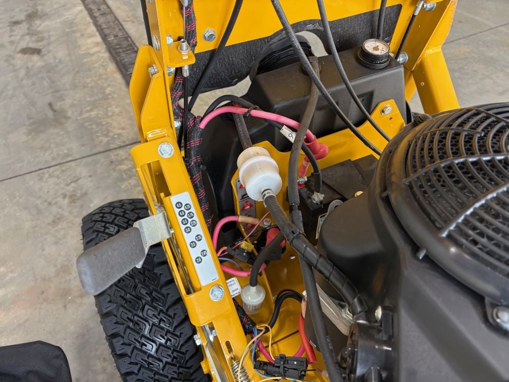 Hustler Surfer Pro 34 Inch Stand-On Zero-Turn Mower Used 2025, large image number 9