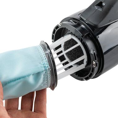 Makita 18V LXT Lithium-ion Compact Brushless Cordless Vacuum Kit, Trigger w/ Lock (2.0Ah), large image number 17