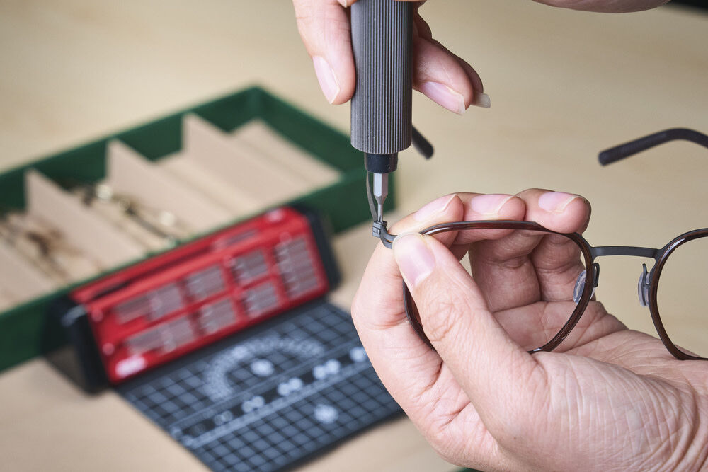 SKIL PWR CORE GO Rechargeable Precision Screwdriver with 50 Piece Bit Set, large image number 8