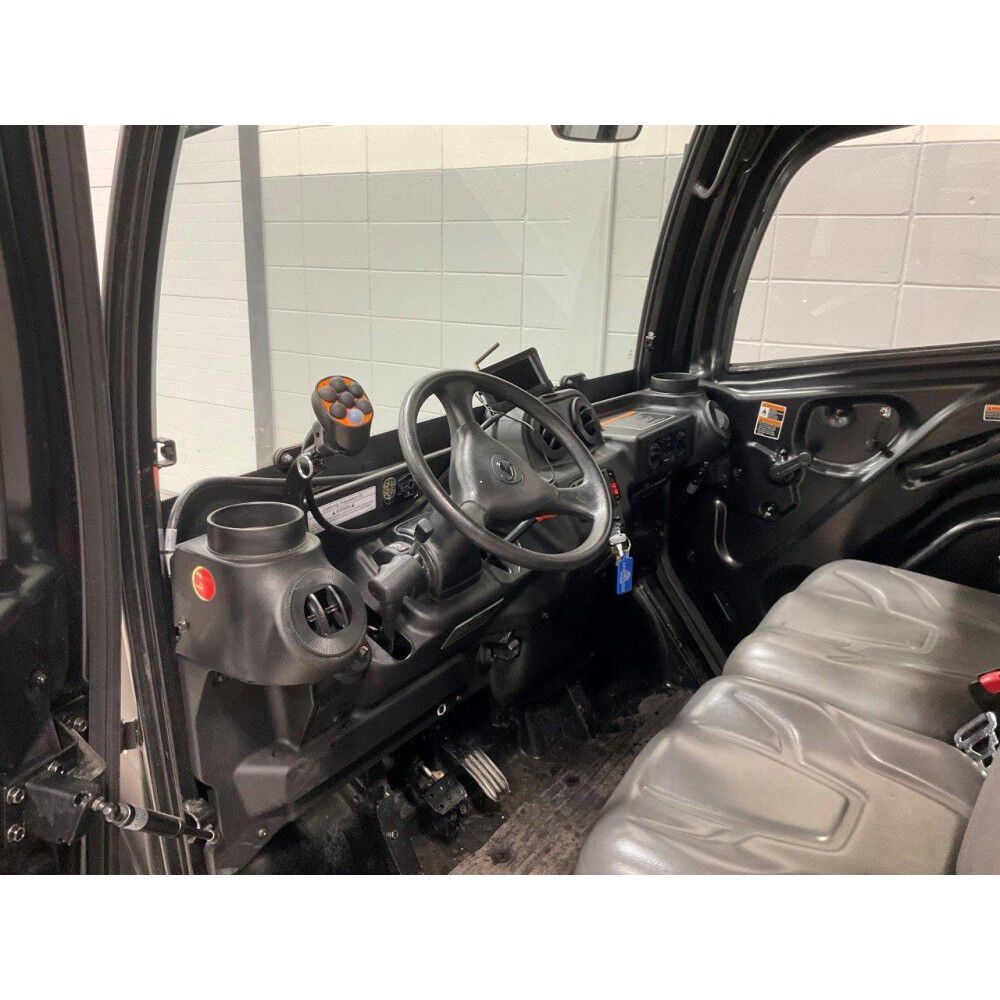 Kubota RTV-X1100C 4WD Diesel Utility Vehicle - 2021 Used, large image number 11