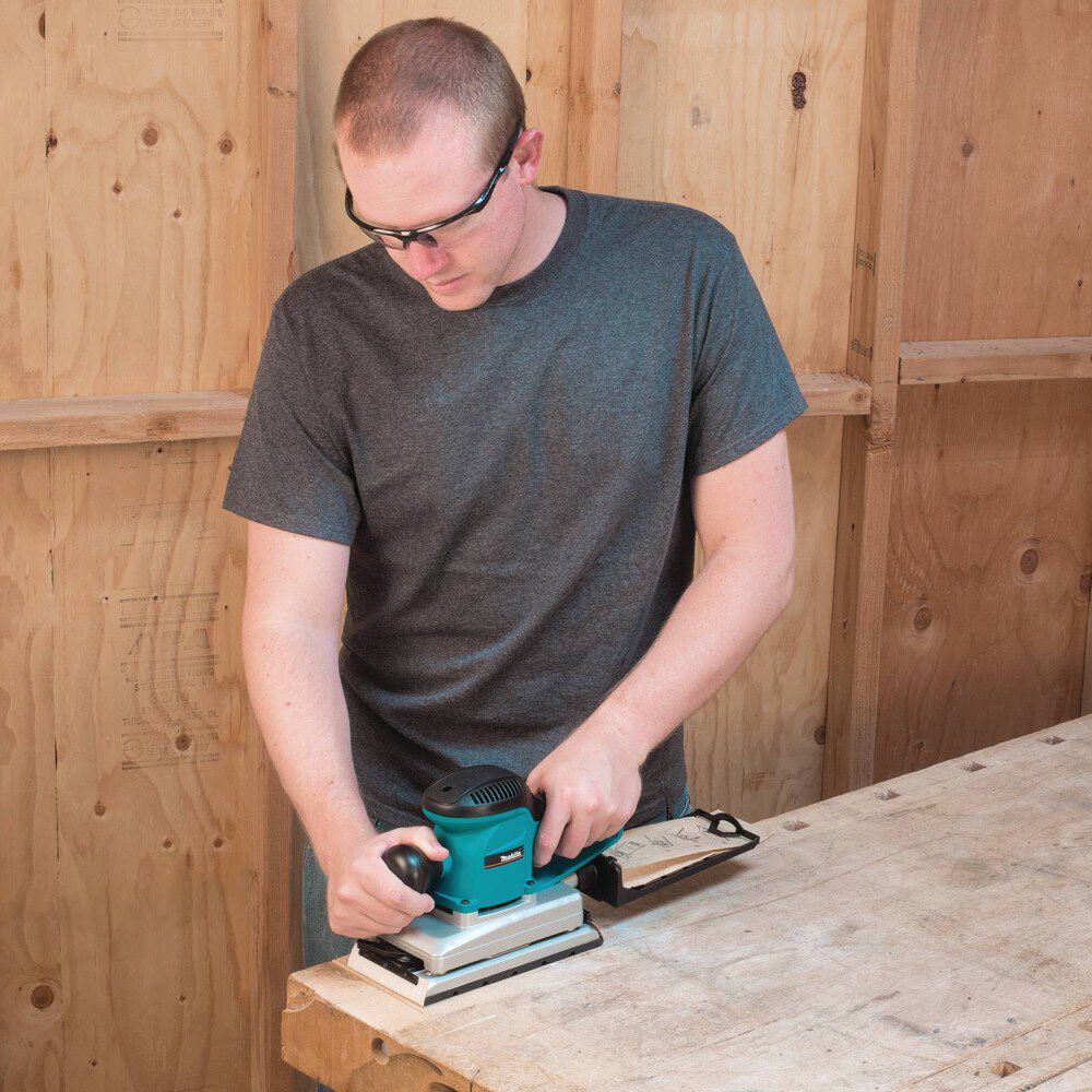 Makita Half Sheet Finishing Sander, large image number 2