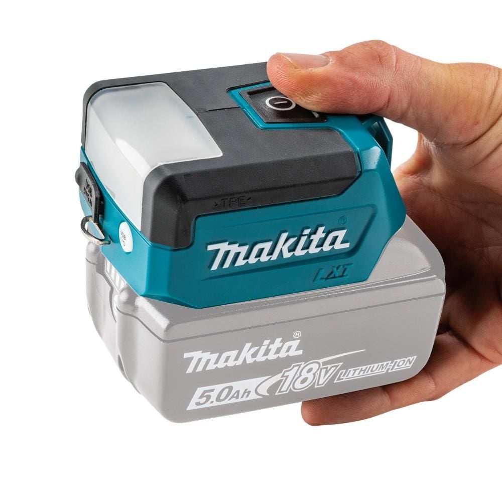 Makita 18V LXT Compact L.E.D. Flashlight/Power Source (Bare Tool), large image number 2