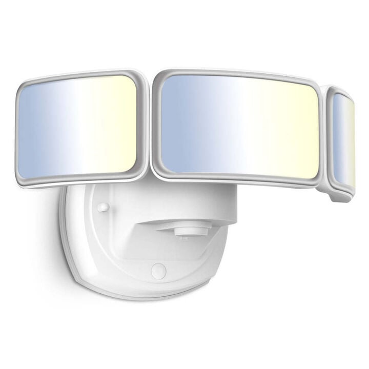 Feit Electric 10-1/2 Inch 48W 5000 Lumen Triple Head Dawn Motion Floodlight White